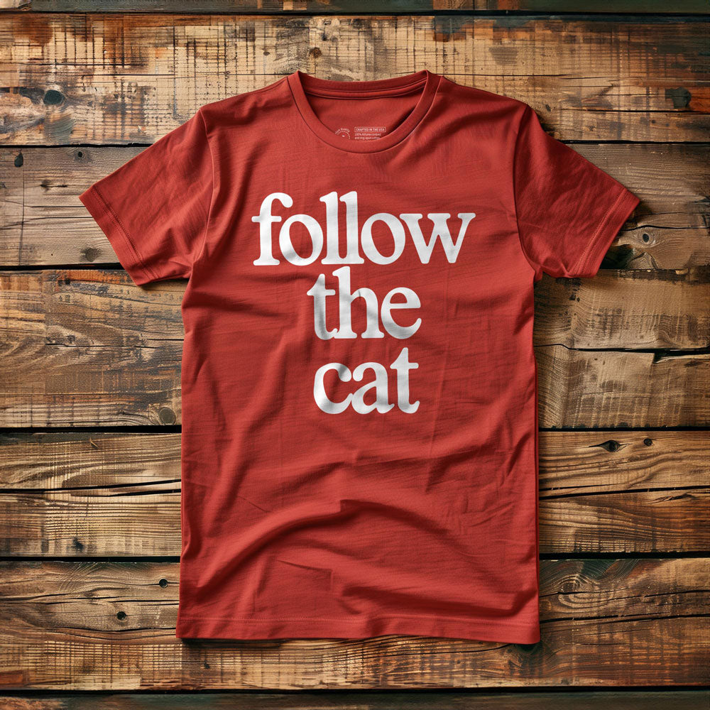 Follow the Cat - T-Shirt - Red